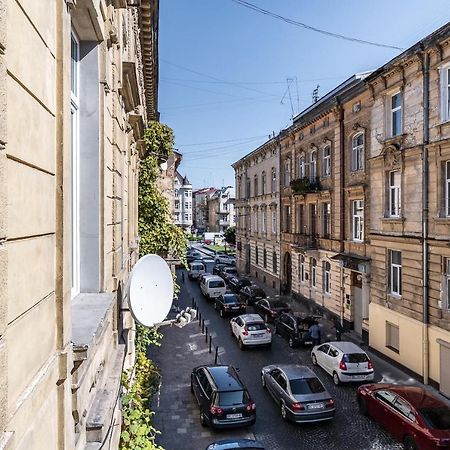 Inshiapartments On Popovycha Str Leopoli Esterno foto