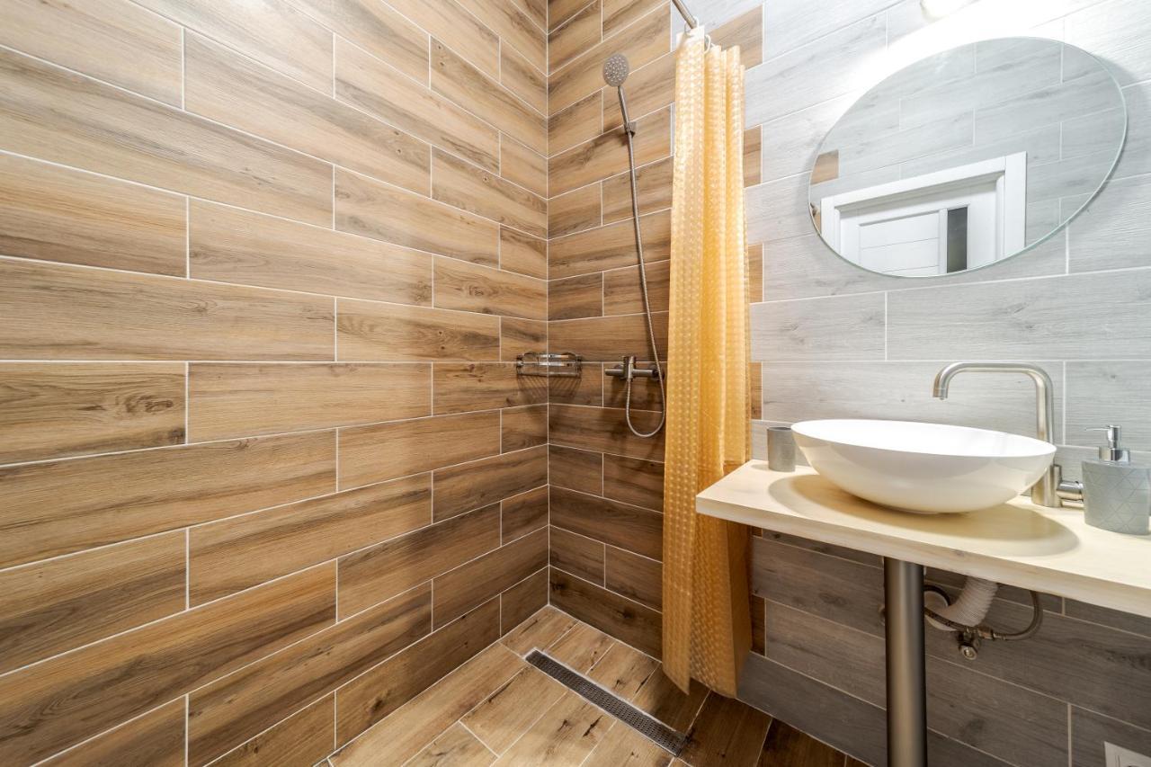Inshiapartments On Popovycha Str Leopoli Esterno foto